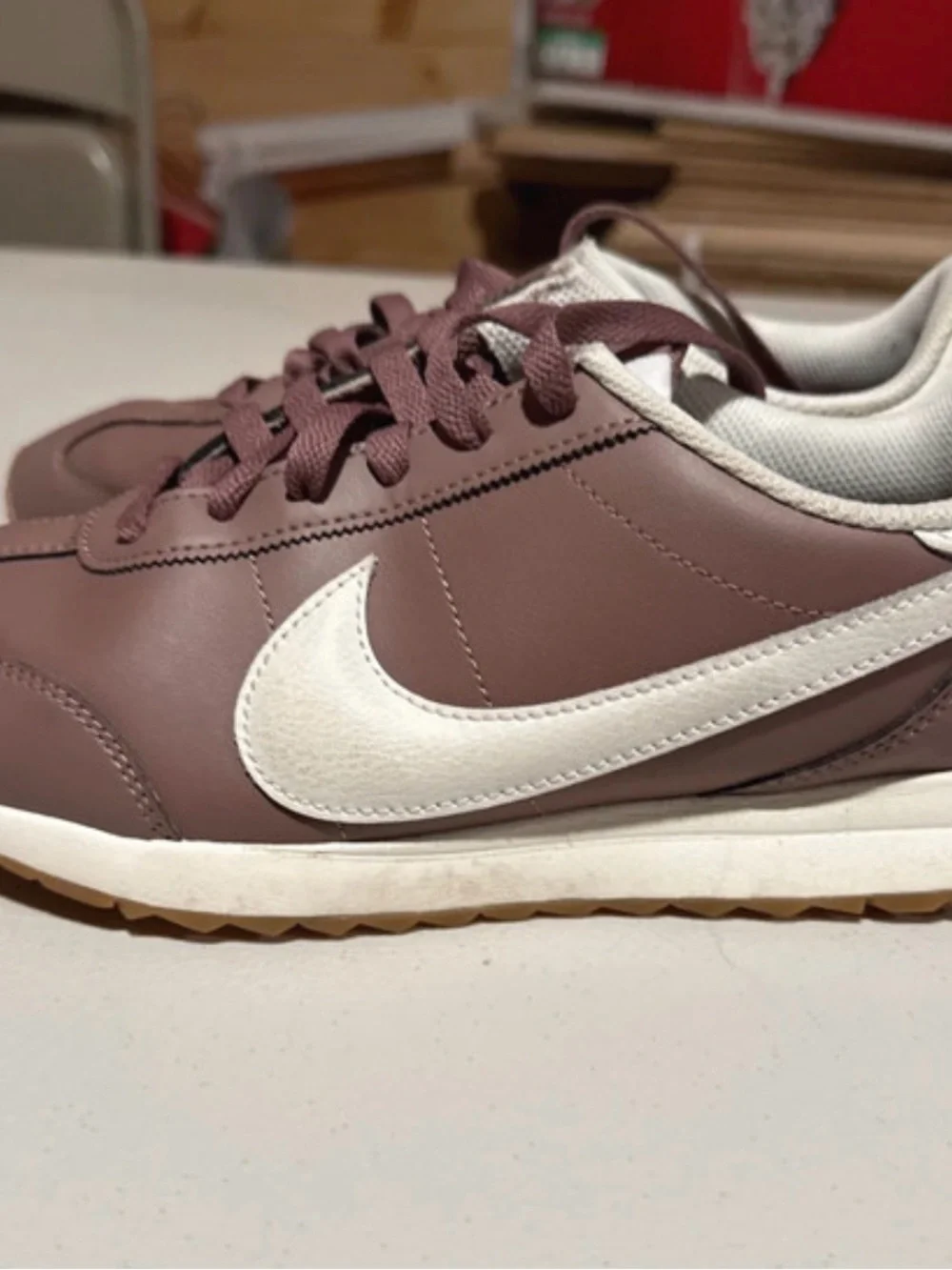 Nike classic low